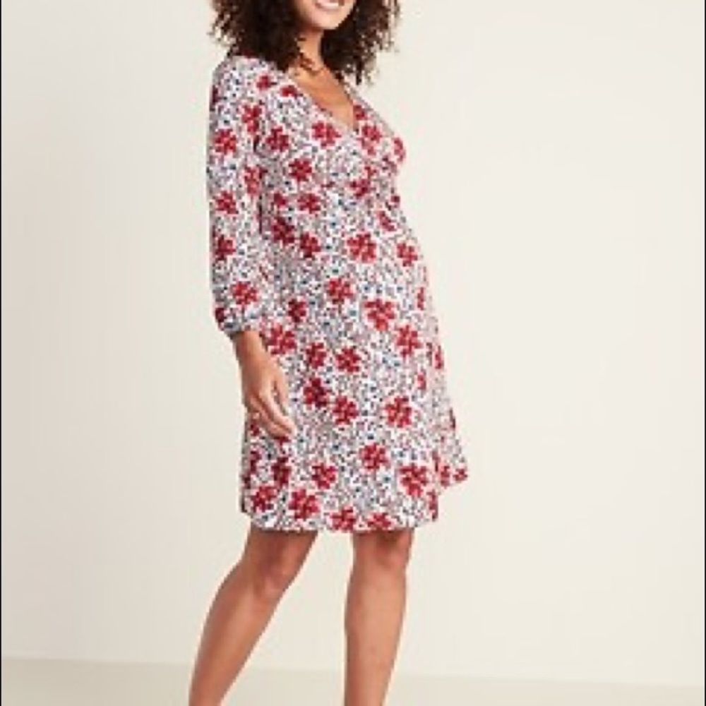 Old Navy Maternity faux wrap maternity dress
